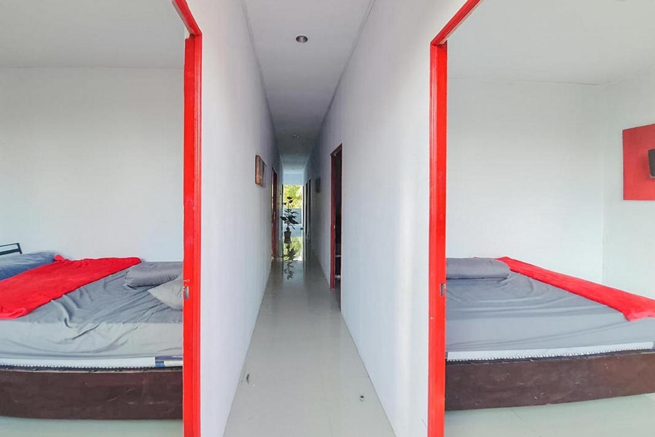 Sky Residence Tomohon Mitra Reddoorz מראה חיצוני תמונה